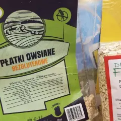 Czy owsianka ma gluten? Prawda o płatkach i diecie bezglutenowej