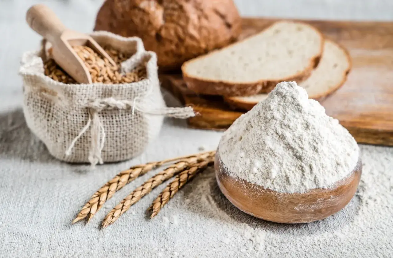 różne rodzaje zdrowej mąki do chleba